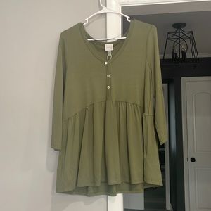 Womens size medium CUPIO babydoll style top. Brand new with tags!!